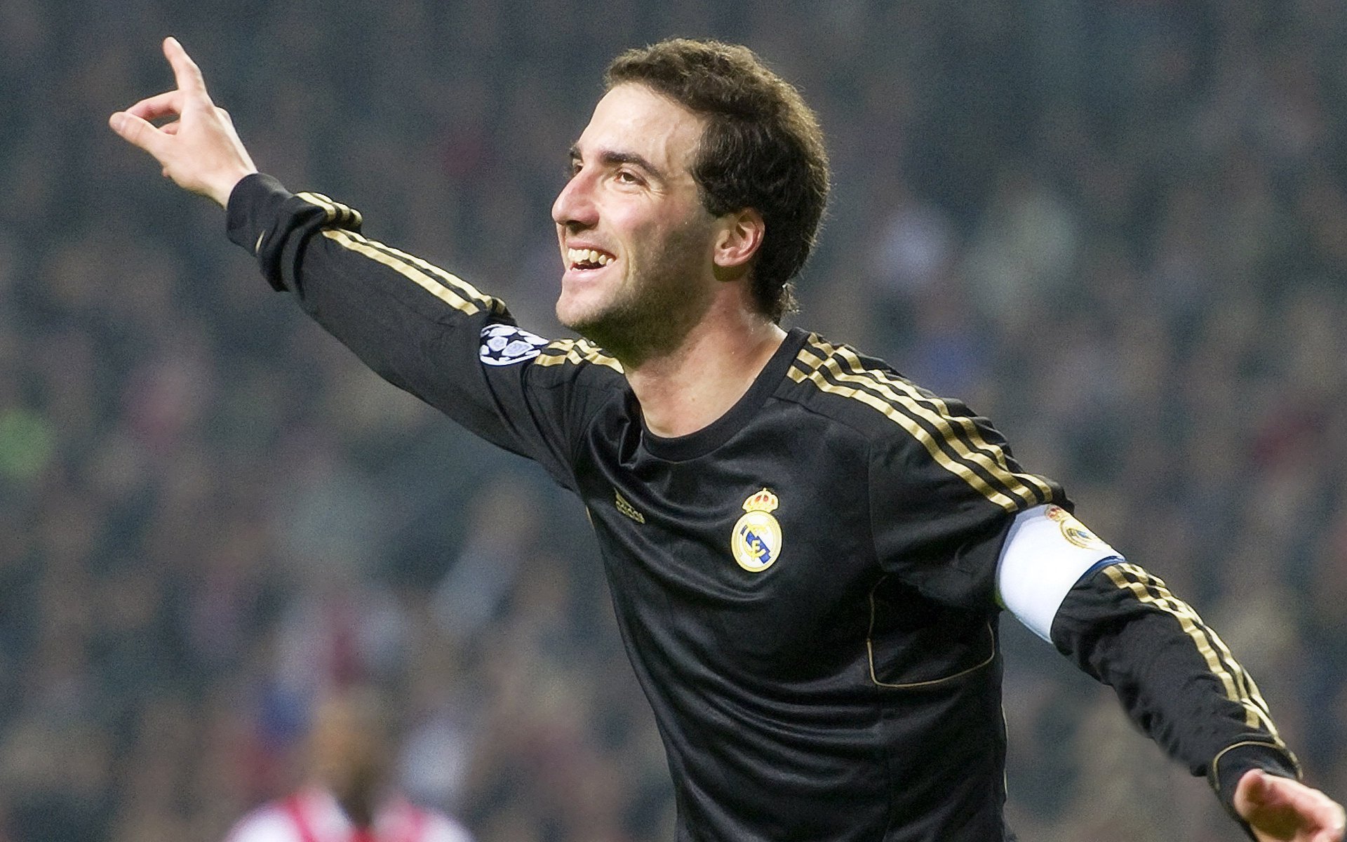 Scout巅峰对决，东契奇与70激战利物浦分钟，高光表现胜负难料！